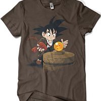 Camisetas La Colmena 3100- Parodia Raiders of The Lost Balls (Dragon Ball Goku Indiana Jones) (Inaco)